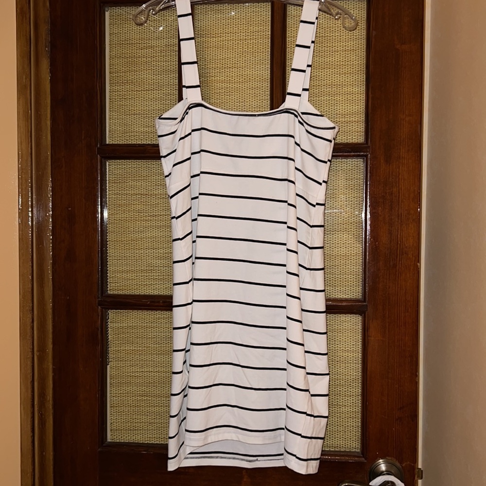 Summer Dress EUC - Picture 2 of 3